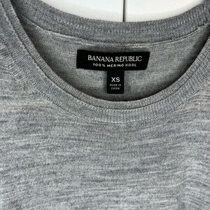 B15.8 Banana Republic 100% Extra Fine Merino Wool Sweater Vest Gray XS
